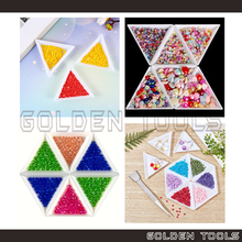 Load image into Gallery viewer, Triangle Beading Tray Sorting Tray DIY Tools Gemstone Storage Manik Beading Tools Art Work